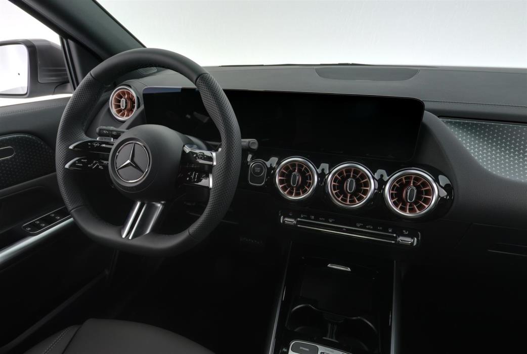 Mercedes-Benz EQA 2025