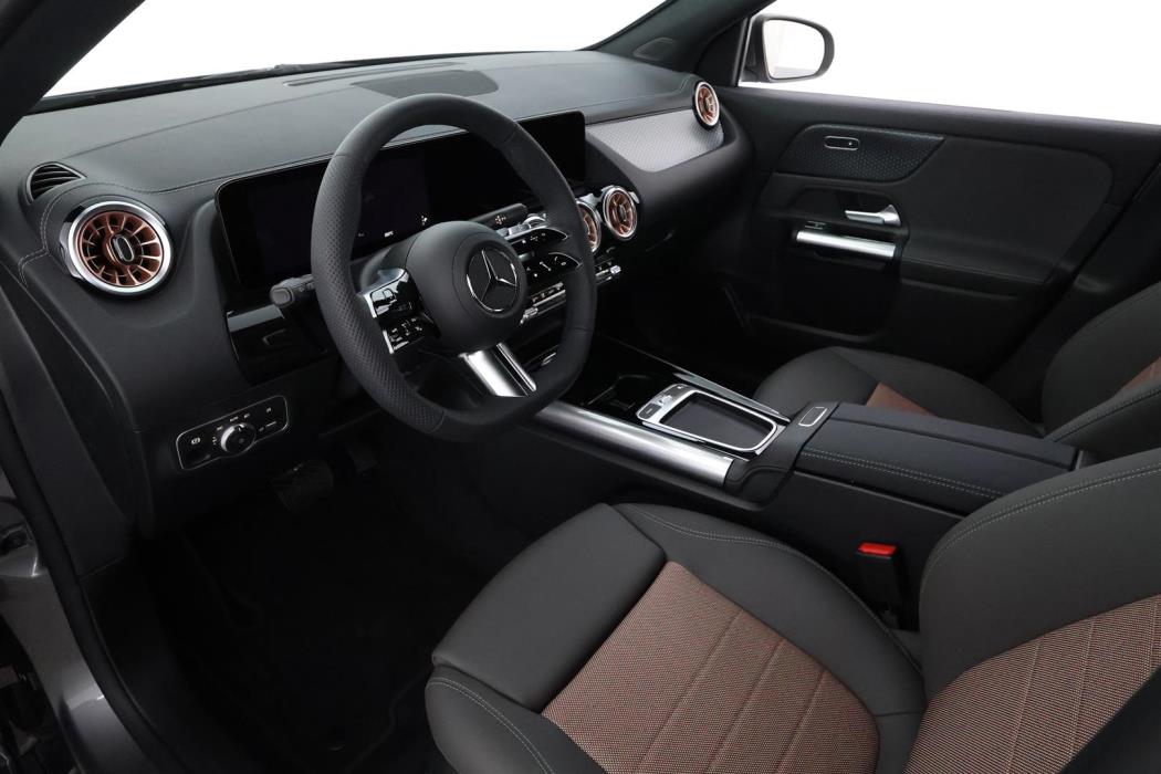 Mercedes-Benz EQA 2025