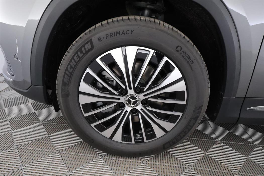Mercedes-Benz EQA 2025