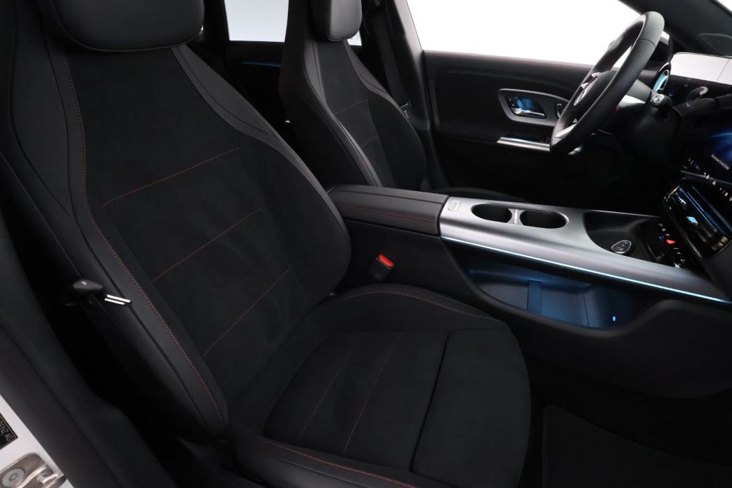 Mercedes-Benz CLA 2025