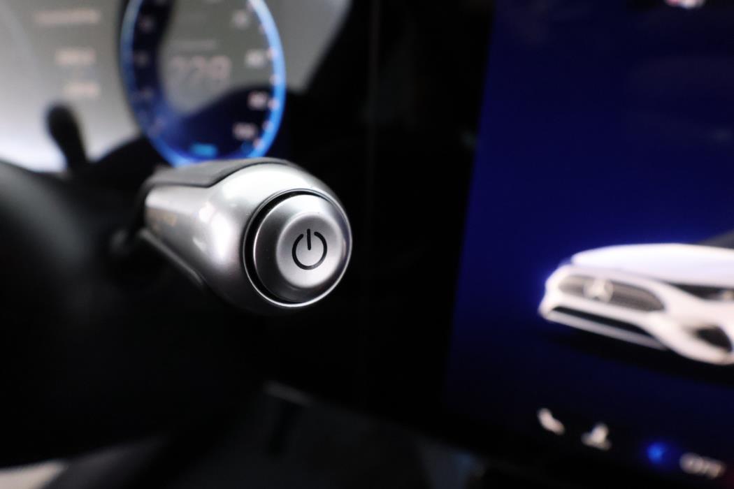 Mercedes-Benz CLA 2025