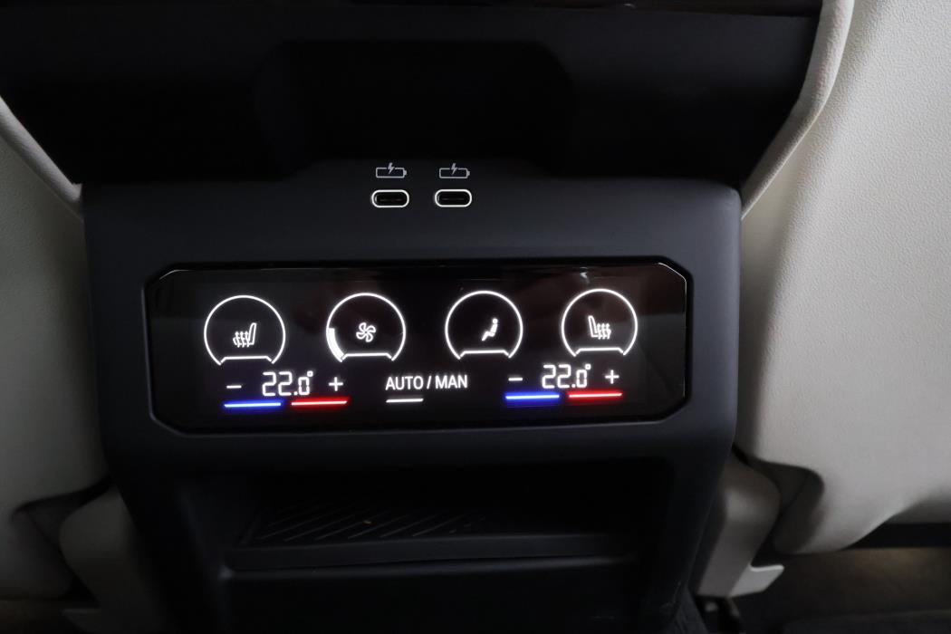 BMW i5 2025