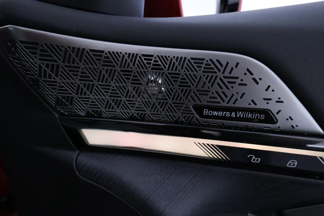 BMW i5 2025