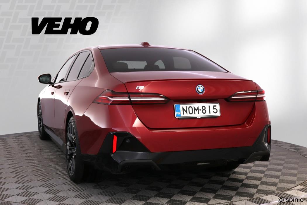 BMW i5 2025