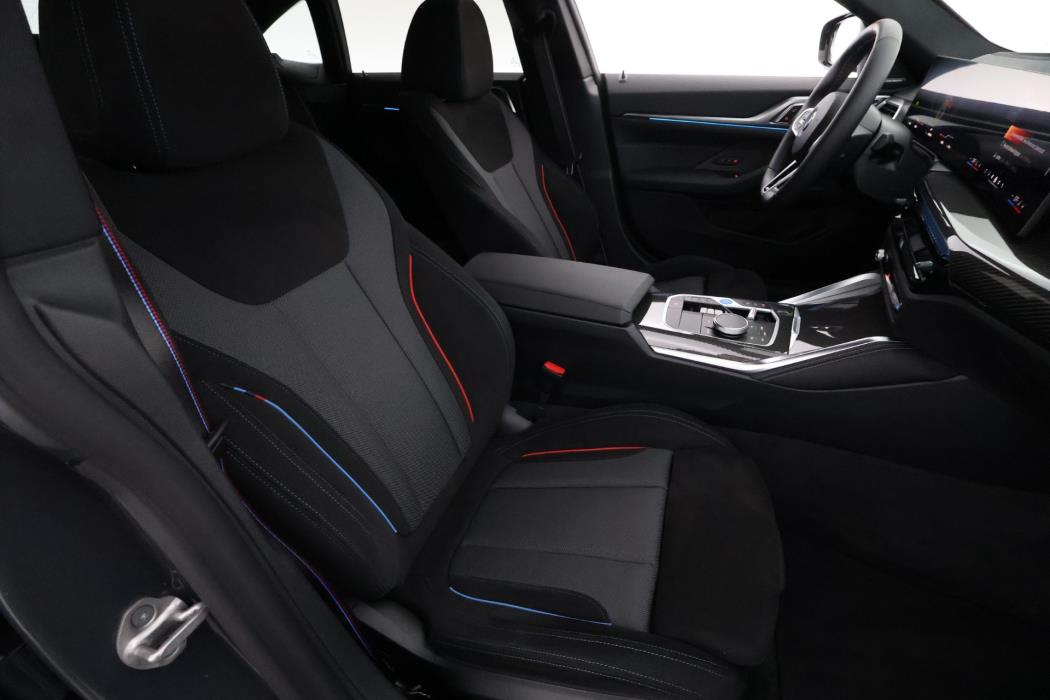 BMW i4 M60 2025