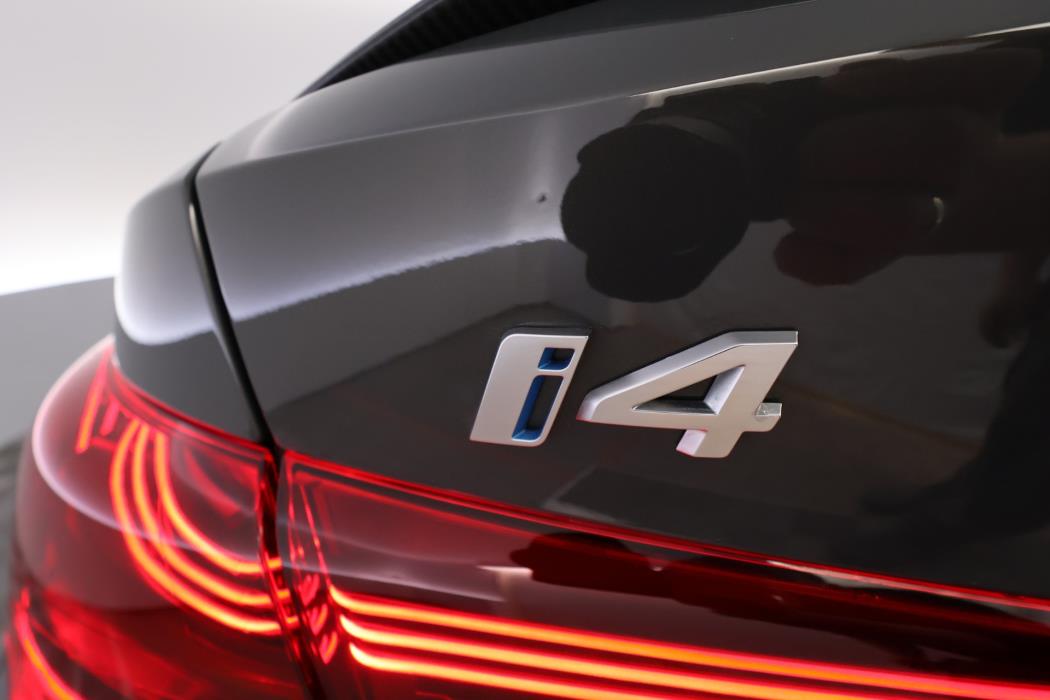 BMW i4 M60 2025