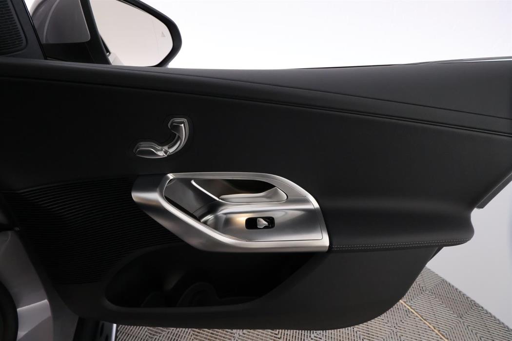 Mercedes-Benz GLC 2026