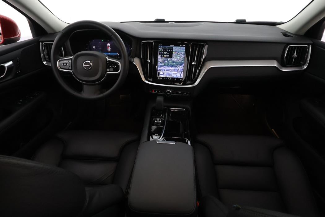 Volvo V60 2022