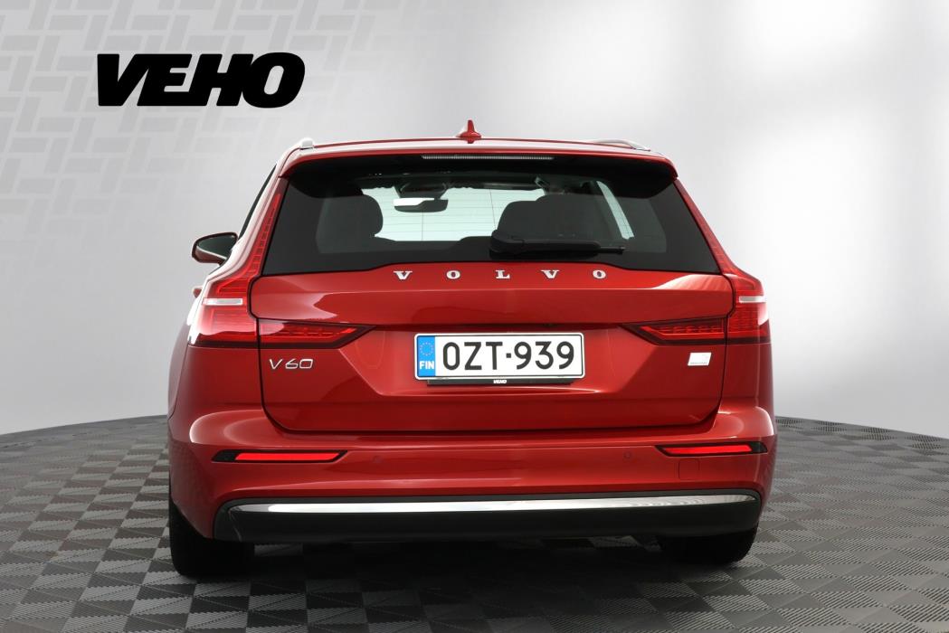 Volvo V60 2022