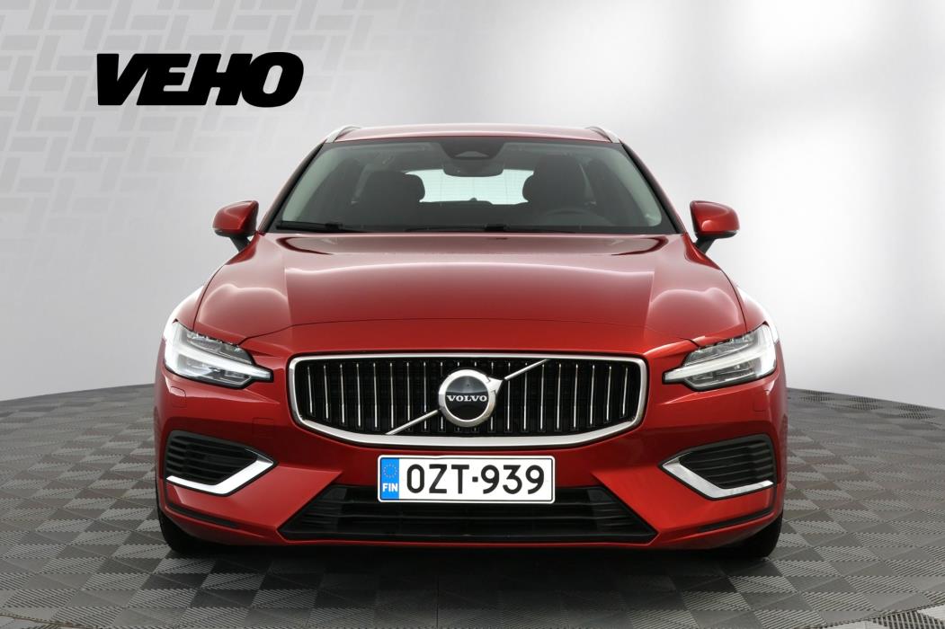 Volvo V60 2022