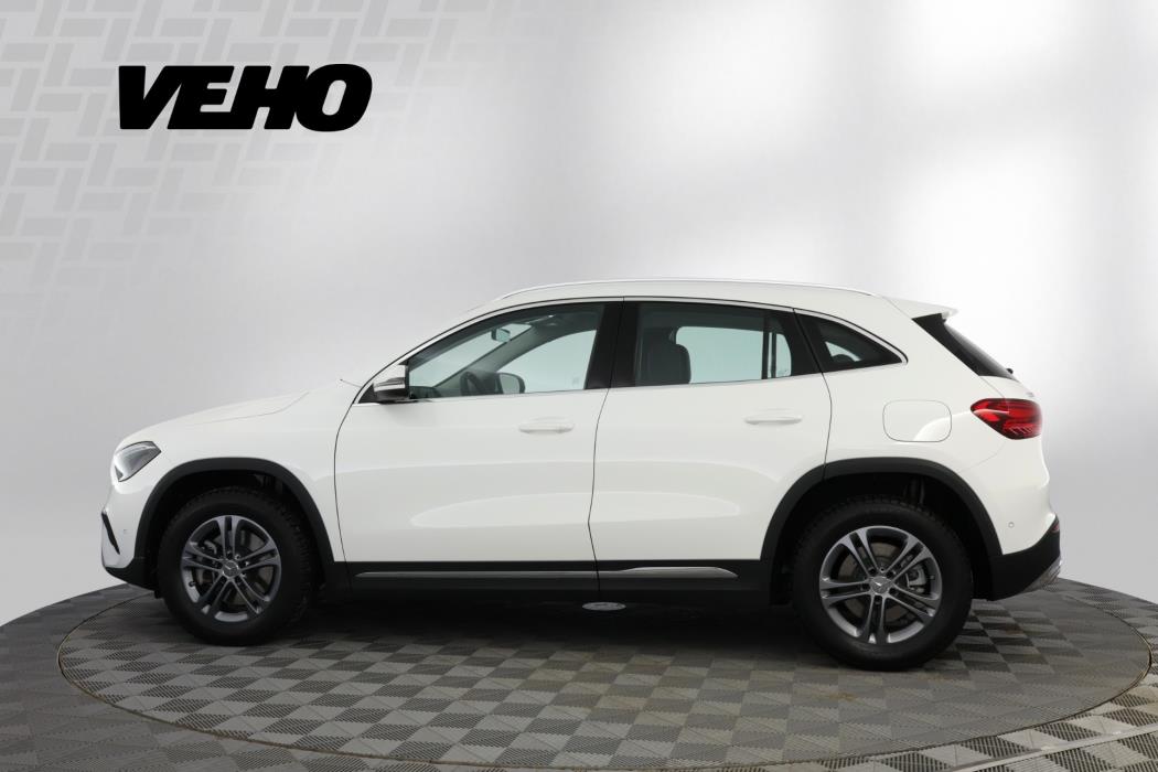 Mercedes-Benz GLA 2023