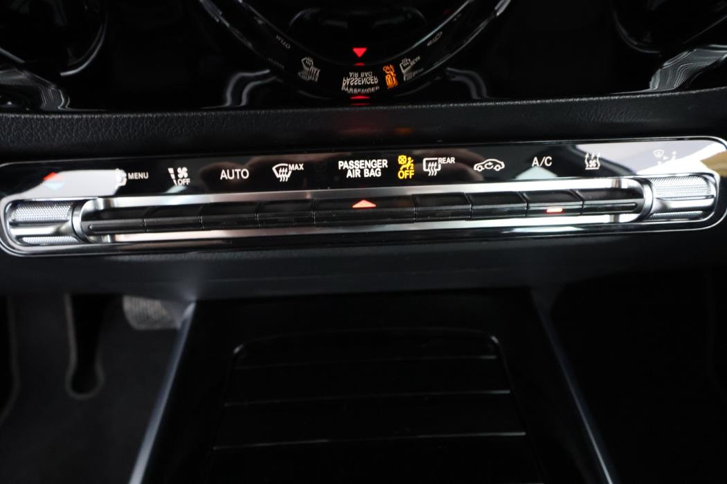 Mercedes-Benz GLA 2023