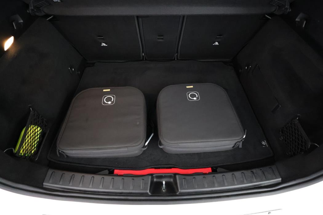 Mercedes-Benz GLA 2023