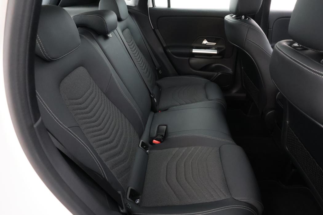 Mercedes-Benz GLA 2023