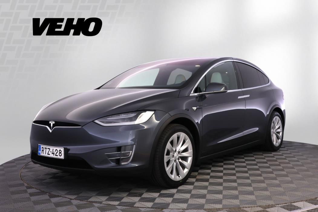 TESLA Model X 2018