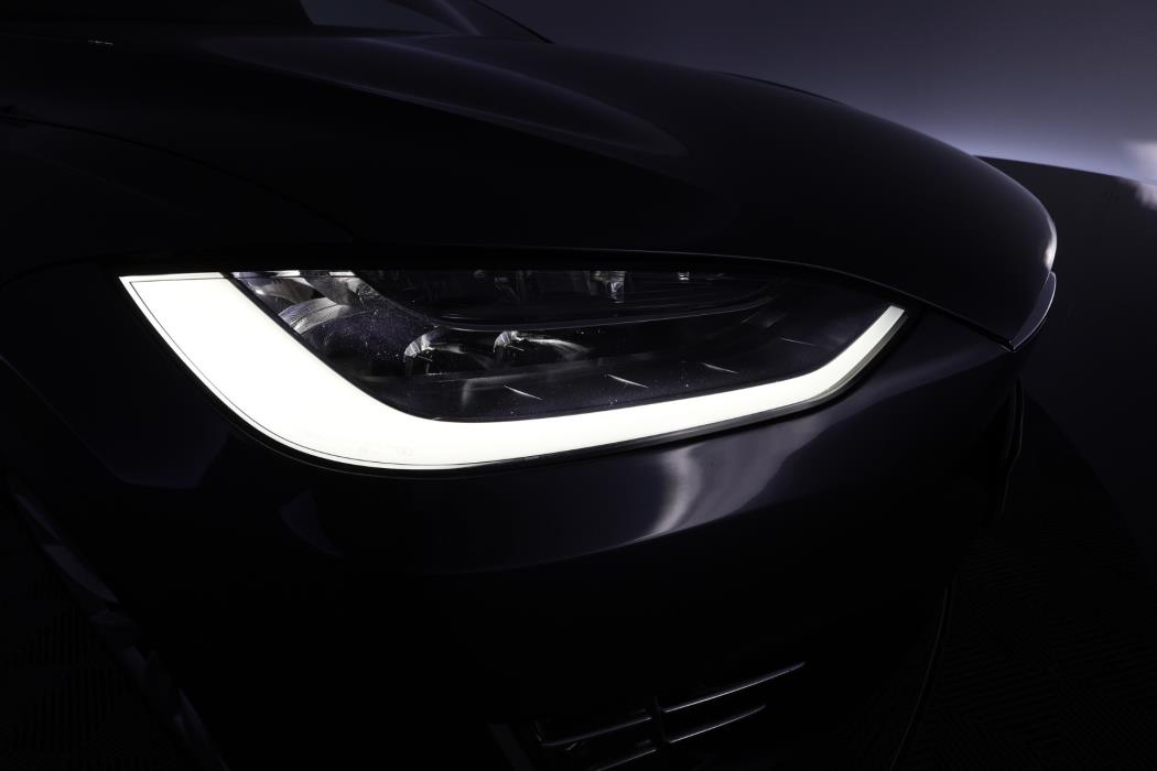TESLA Model X 2018