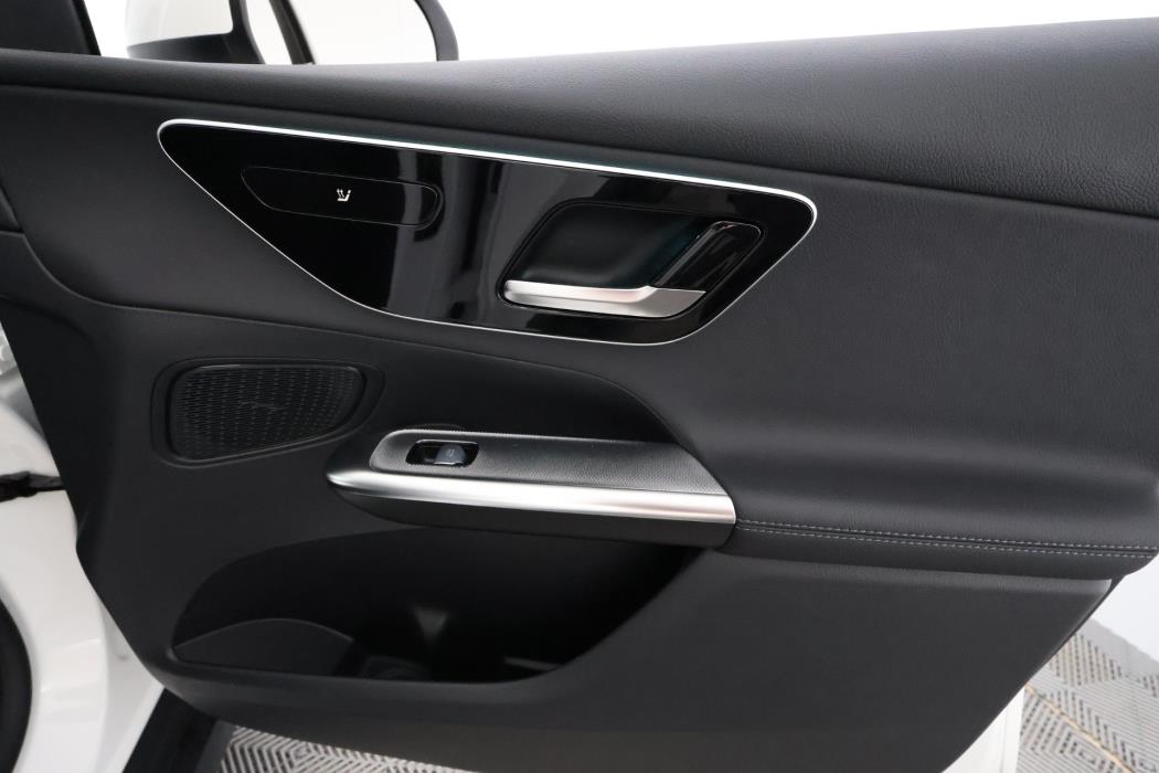 Mercedes-Benz GLC 2024