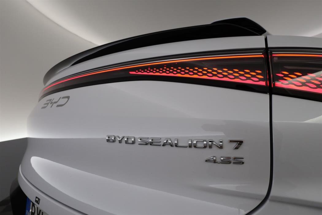 BYD Sealion 7 2025