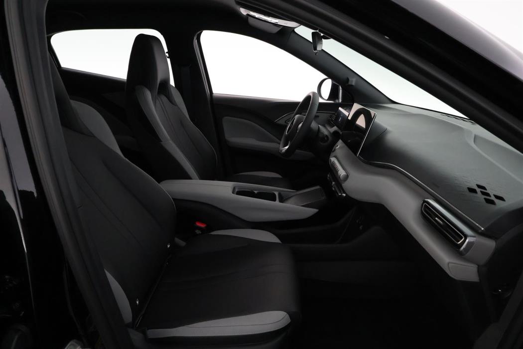 BYD Dolphin Surf 2025