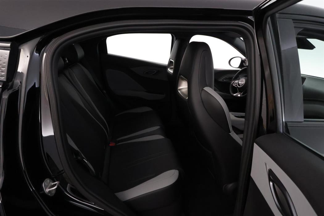 BYD Dolphin Surf 2025