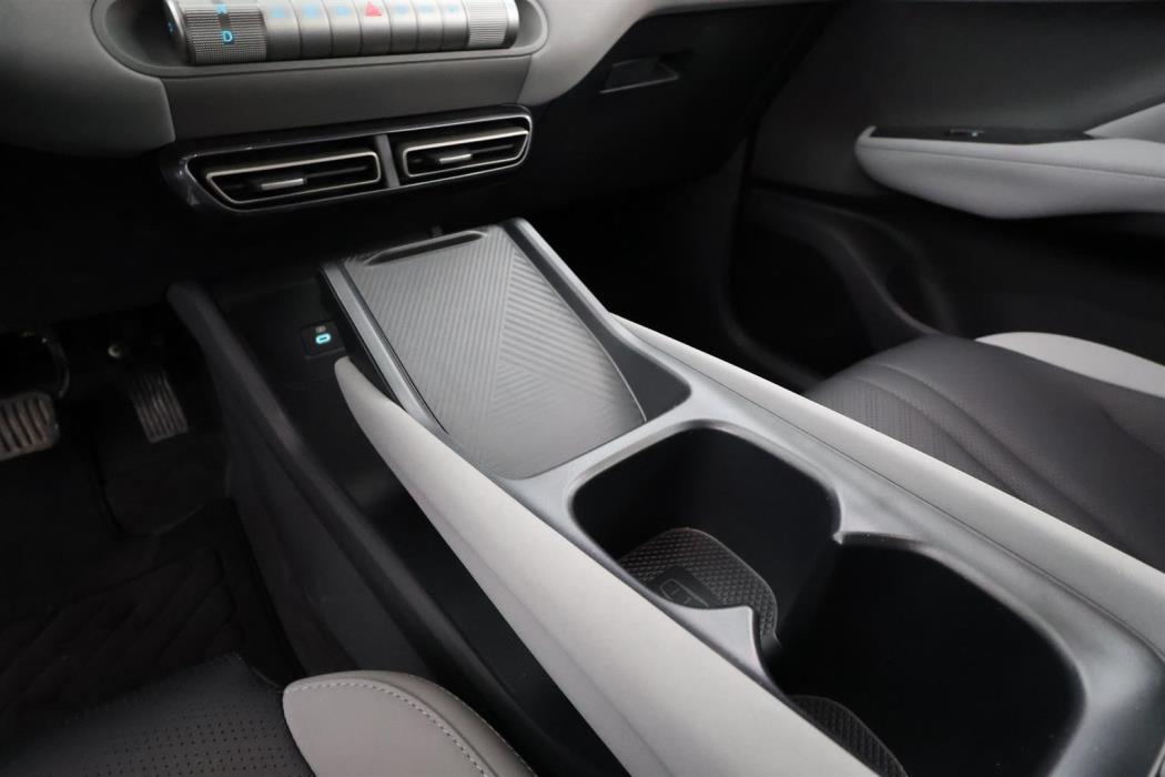 BYD Dolphin Surf 2025