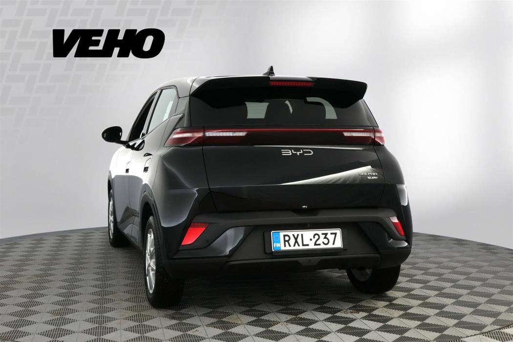 BYD Dolphin Surf 2025