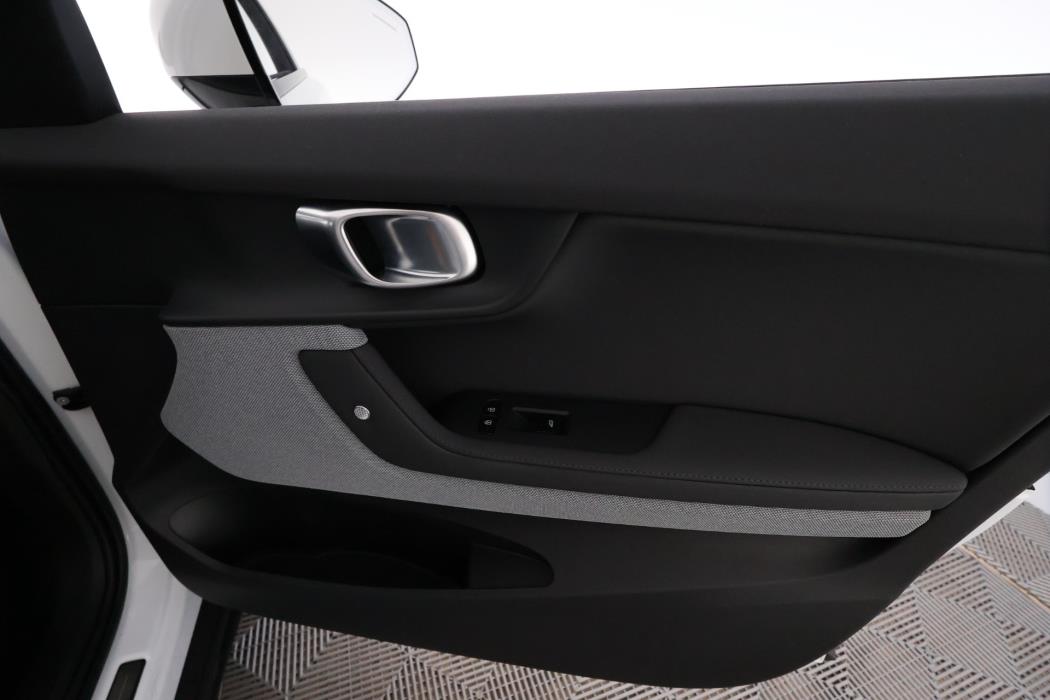 Polestar 2 2023