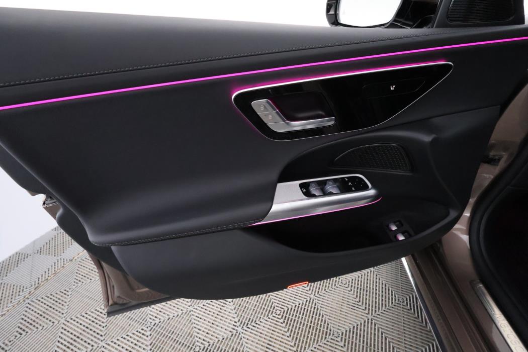 Mercedes-Benz E 2025