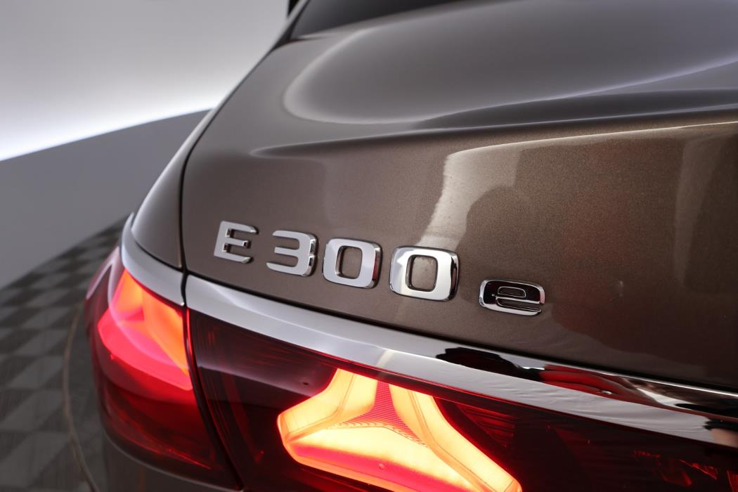 Mercedes-Benz E 2025