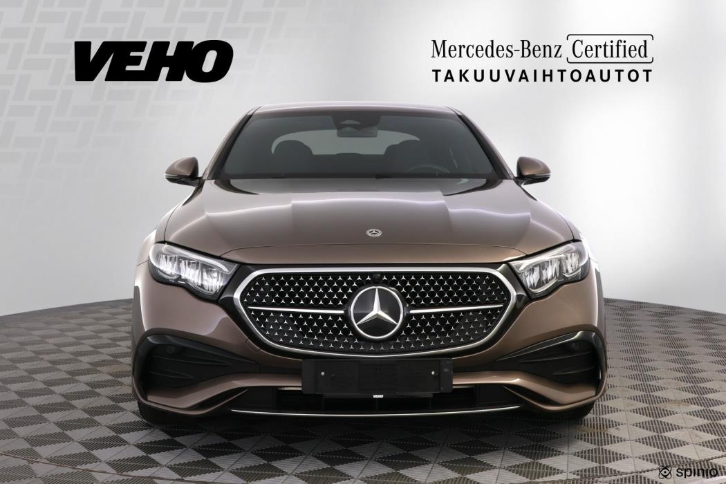 Mercedes-Benz E 2025