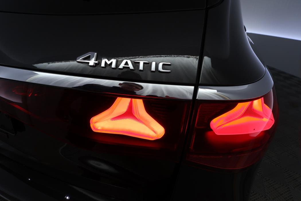 Mercedes-Benz E 2024