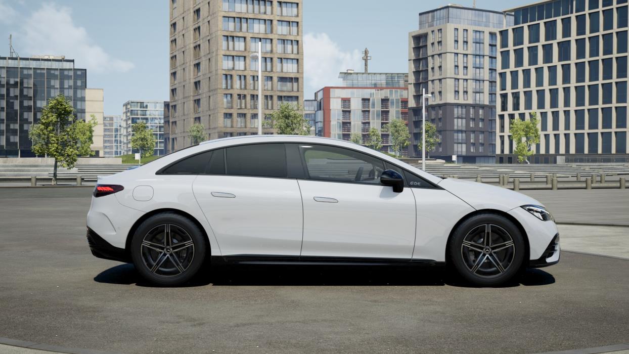 Mercedes-Benz EQE 2024