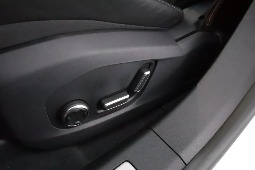 Polestar 4 2025