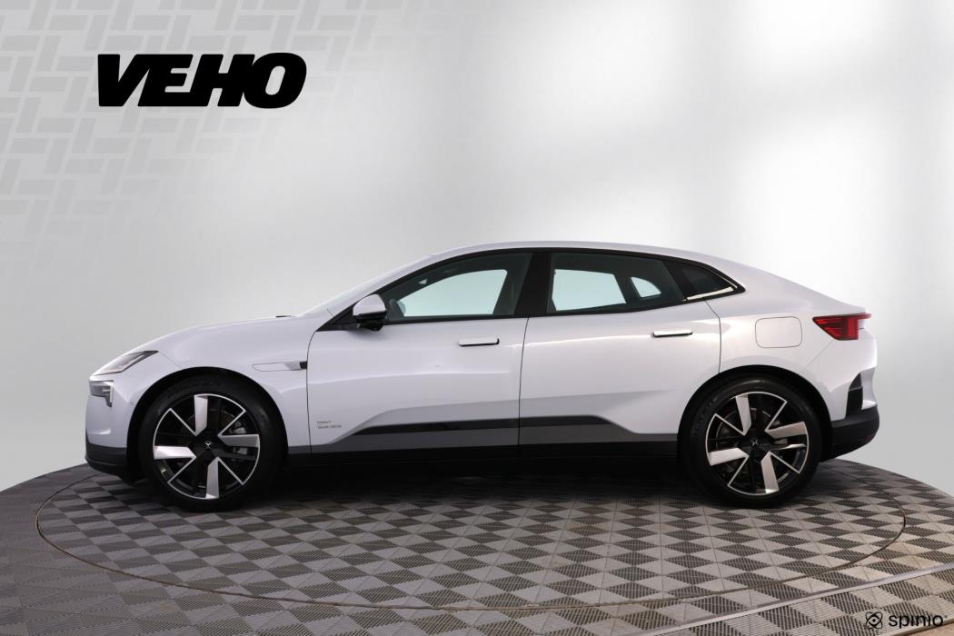 Polestar 4 2025