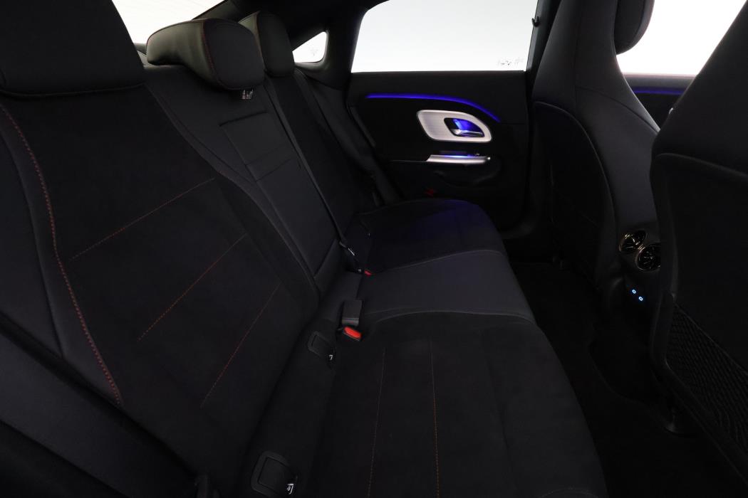 Mercedes-Benz CLA 2025