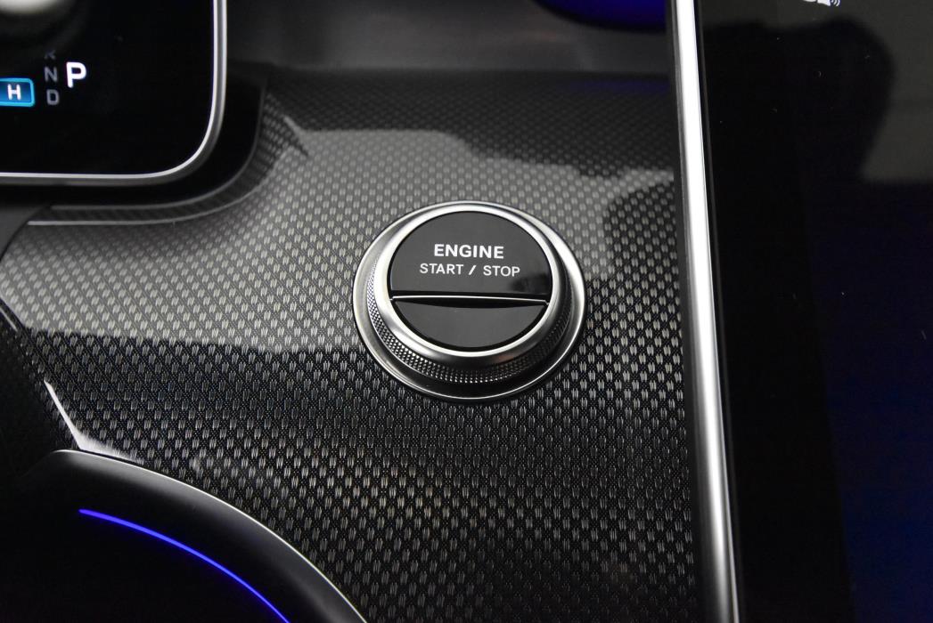 Mercedes-Benz C 2024