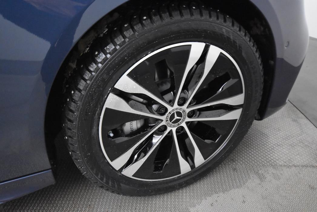 Mercedes-Benz C 2024