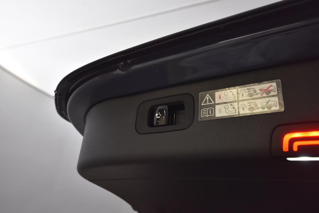 Mercedes-Benz C 2024