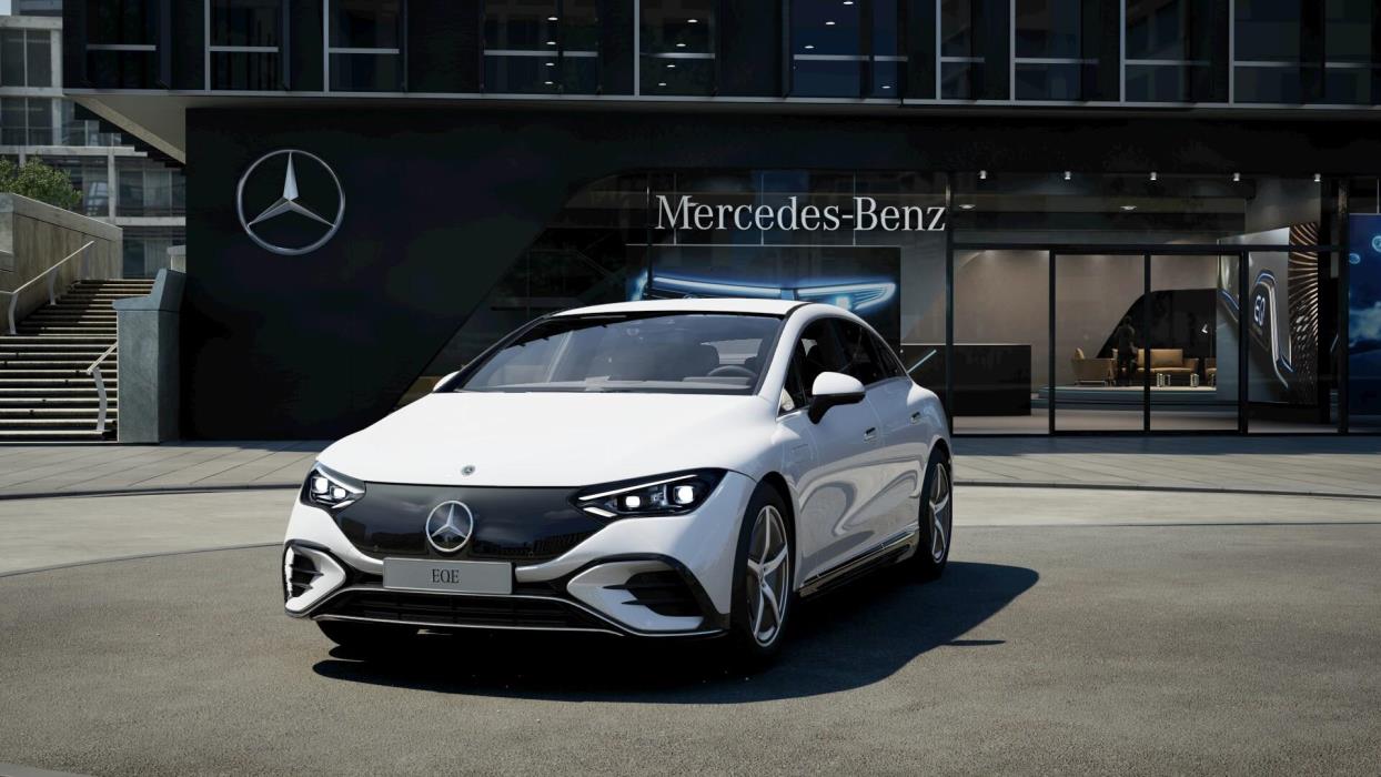 Mercedes-Benz EQE 2024