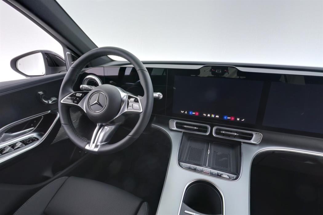 Mercedes-Benz GLC 2026