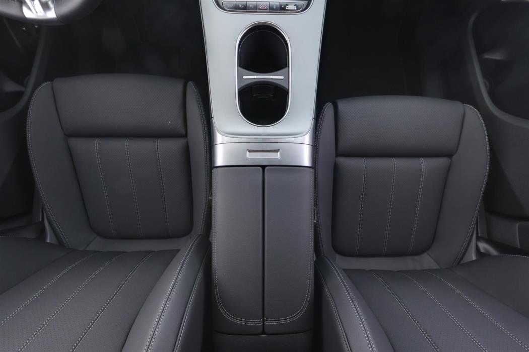 Mercedes-Benz GLC 2026