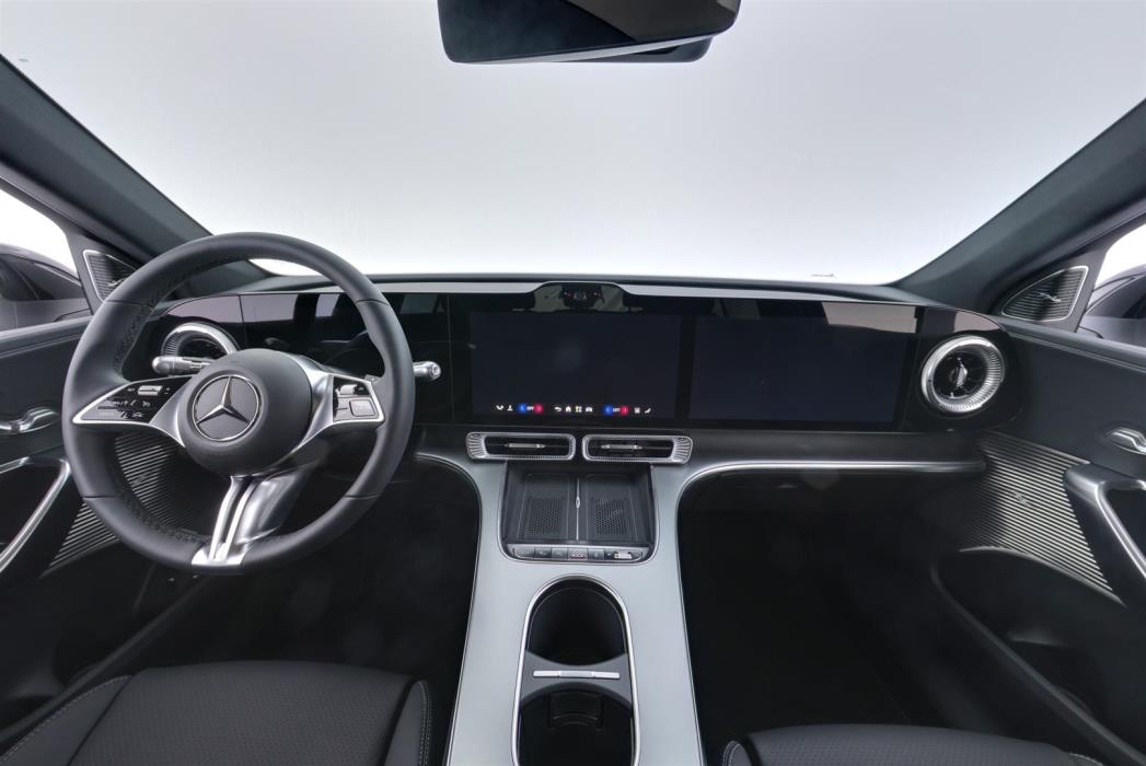 Mercedes-Benz GLC 2026