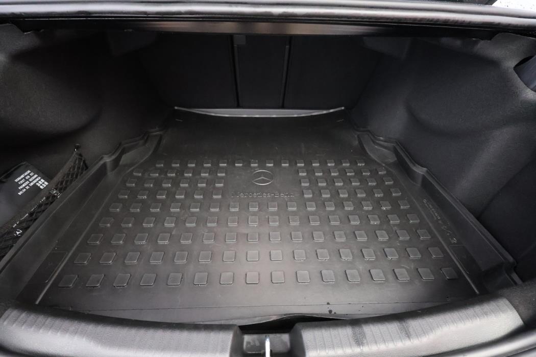 MERCEDES-BENZ C 2022