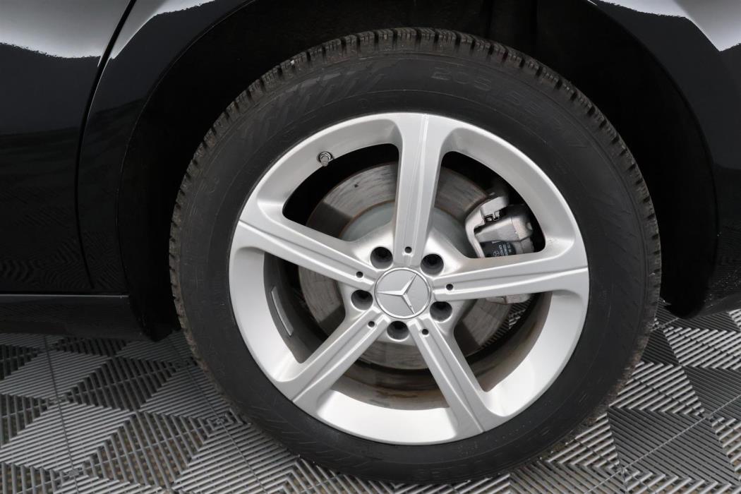 Mercedes-Benz CLA 2025