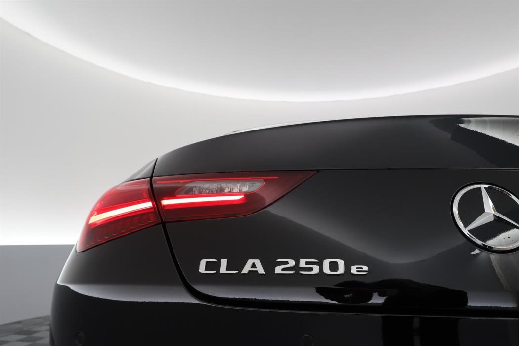 Mercedes-Benz CLA 2025