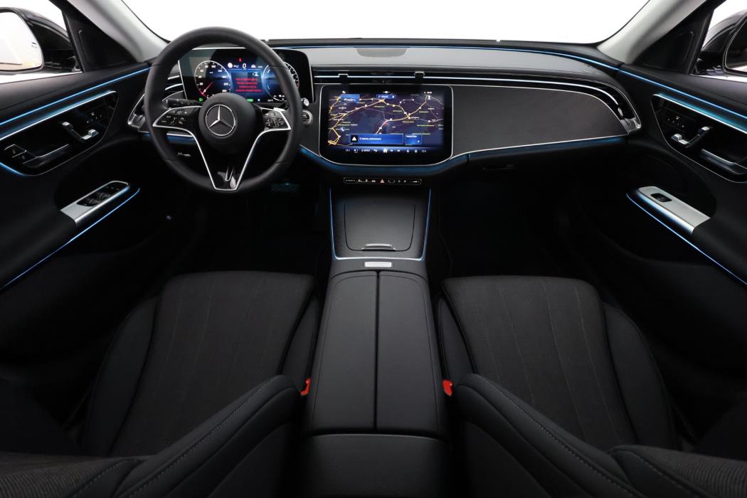 Mercedes-Benz E 2025