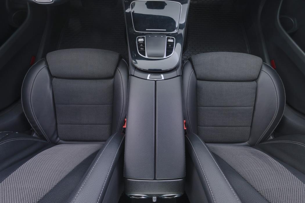 MERCEDES-BENZ E 2021