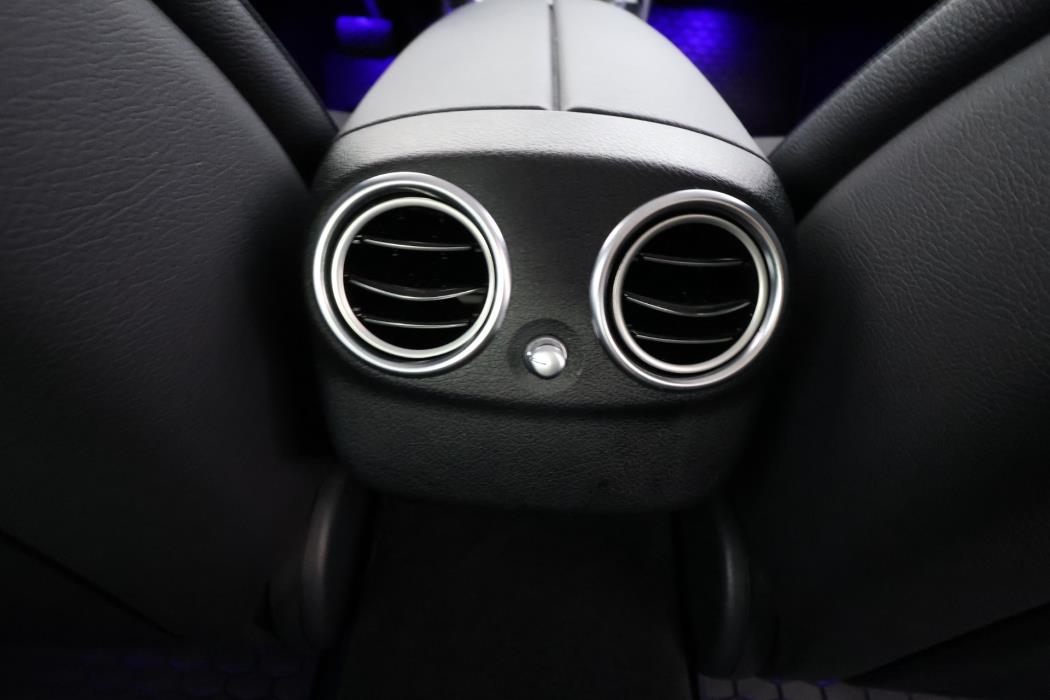 MERCEDES-BENZ E 2021