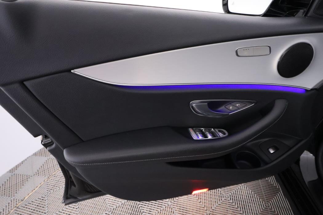 MERCEDES-BENZ E 2021