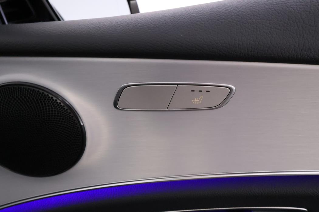 MERCEDES-BENZ E 2021